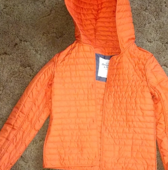 Jackets - Picture 2 of 3